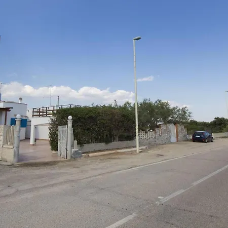 Azzurra Con Piscina E Con Vista Mare Fronte Specchiarica Di San Pietro In Bevagna *