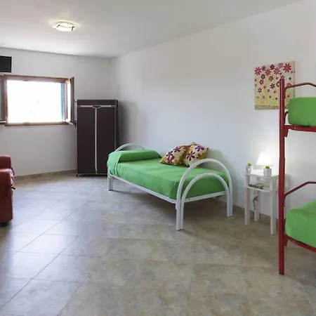 Azzurra Con Piscina E Con Vista Mare Fronte Specchiarica Di San Pietro In Bevagna Villa *