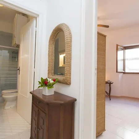 Villa Azzurra Con Piscina E Con Vista Mare Fronte Specchiarica Di San Pietro In Bevagna *