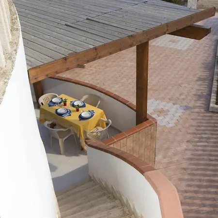 Villa Azzurra Con Piscina E Con Vista Mare Fronte Specchiarica Di San Pietro In Bevagna